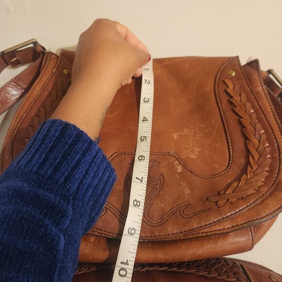 COLE HAAN Sierra Lasercut Brown Leather Crossbody Purse Distressed Boho Chic Bag - Picture 8 of 9